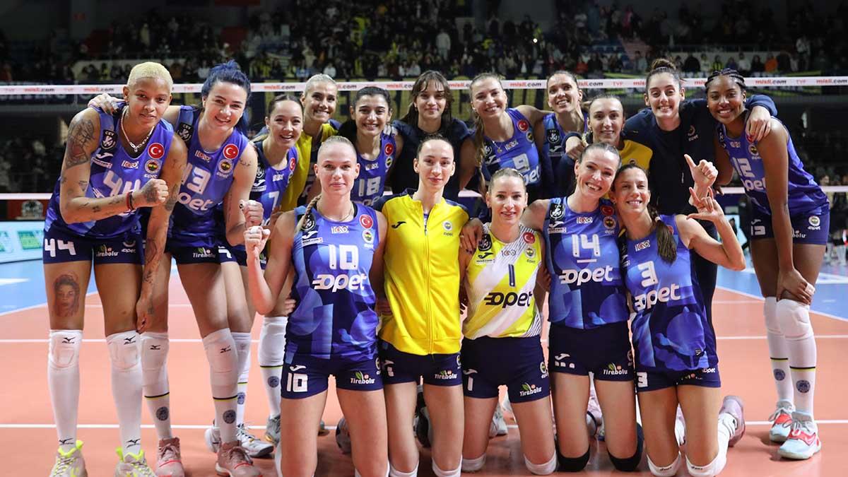 Fenerbahçeli Yarınlar Derneği Fenerbahçe Opet 3-0 VakıfBank