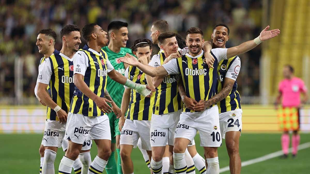 Fenerbahçe 4-2 Yukatel Adana Demirspor | Haberler | Fenerbahçe Derneği ...